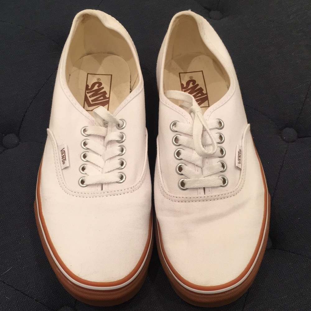Canvas cream vans